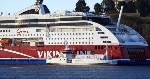 Agas Lng Bunkerfartyg Seagas Och Ms Viking Grace I Stadsgarden Stockholm 2.jpg